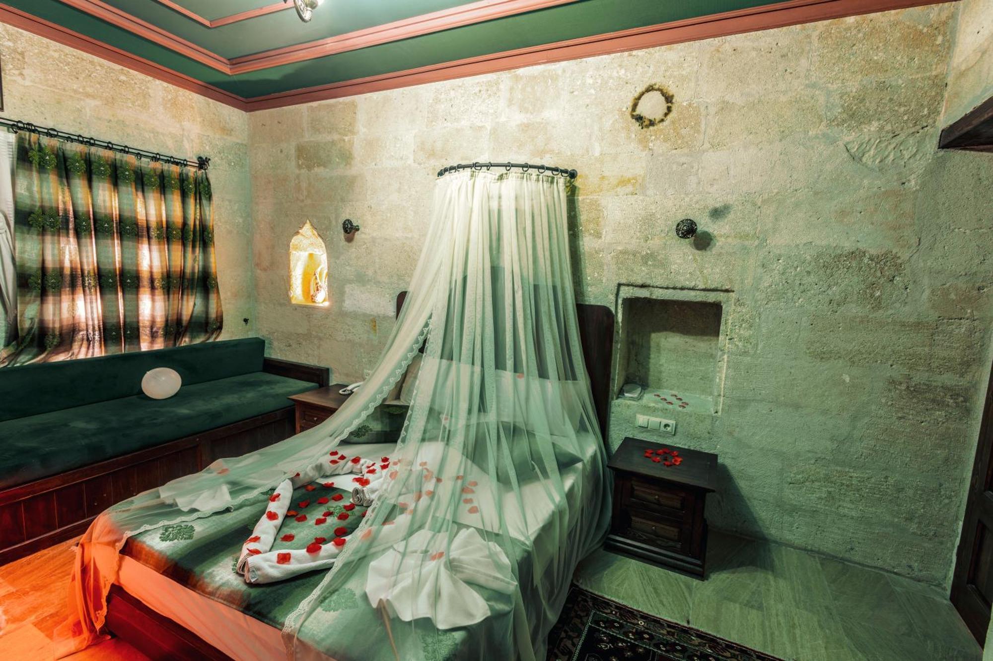 Tafana Cave & Stone Lodge อูร์กุบ ภายนอก รูปภาพ