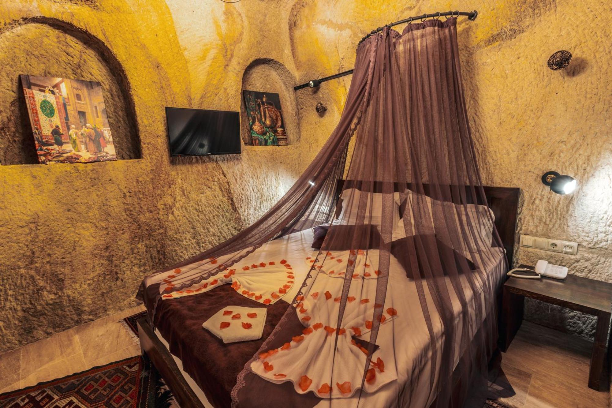 Tafana Cave & Stone Lodge อูร์กุบ ภายนอก รูปภาพ
