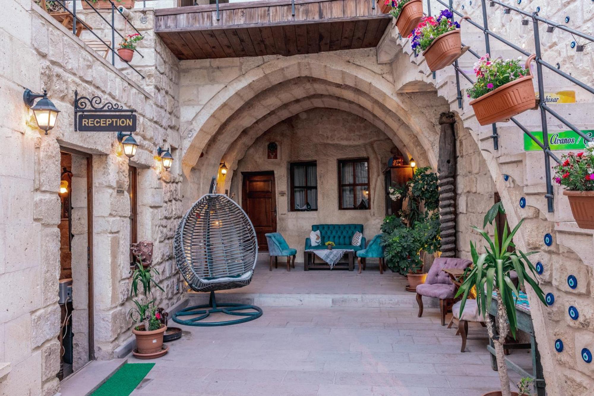 Tafana Cave & Stone Lodge อูร์กุบ ภายนอก รูปภาพ